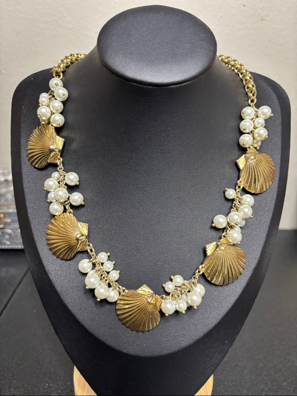 Talbots Gold Tone Seashell Faux Pearl Nautical Necklace